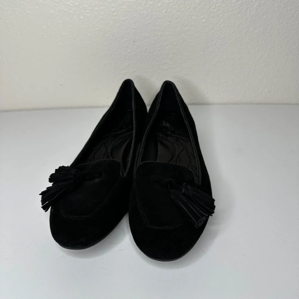 Born Shoes Women's 7.5 M Black Kary Loafer Tassel Flat Slip On Suede D84203‎